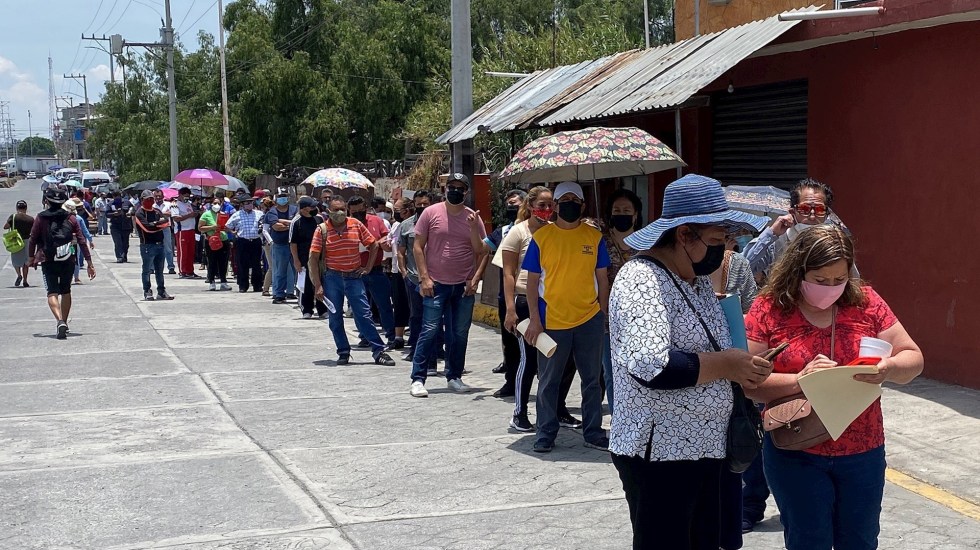 México hila 17 semanas a la baja en pandemia de COVID-19, asegura López-Gatell