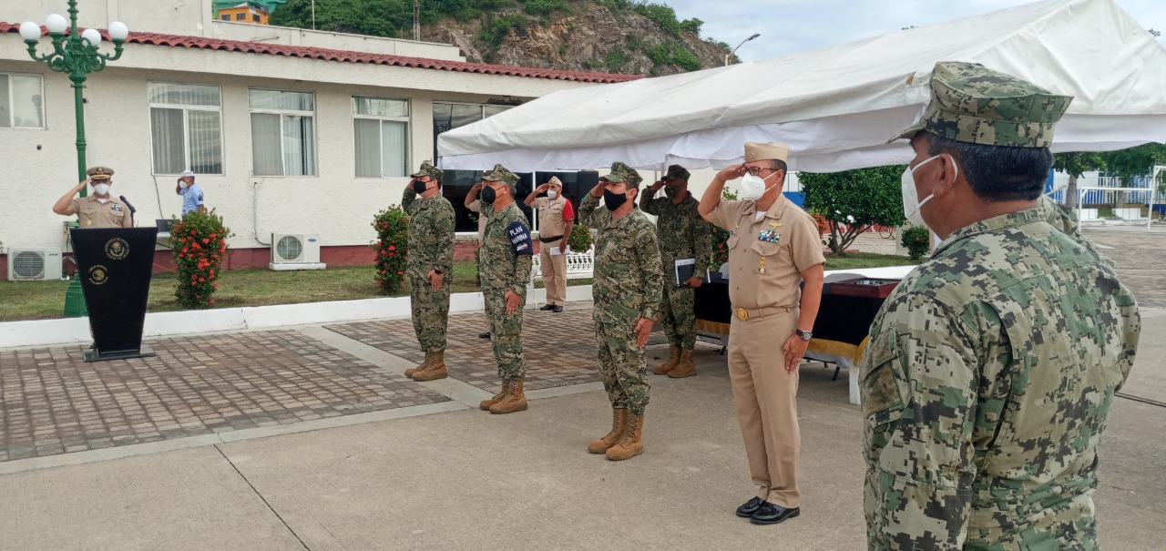 Armada de México realiza ceremonia de cambio de Mando de Armas del Sector Naval en las islas Revillagigedo