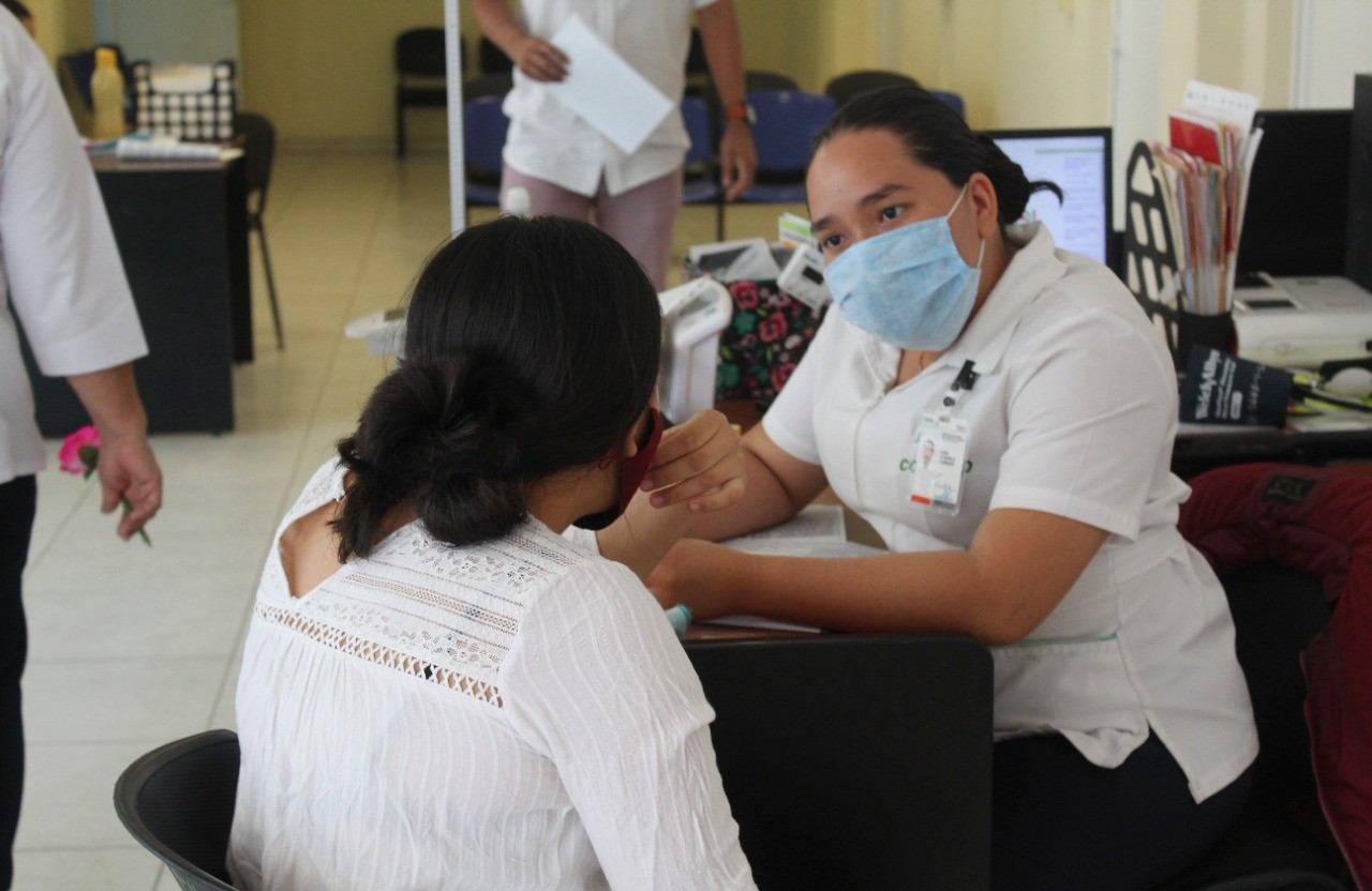 329 casos nuevos y 13 decesos por Covid-19 en la última jornada