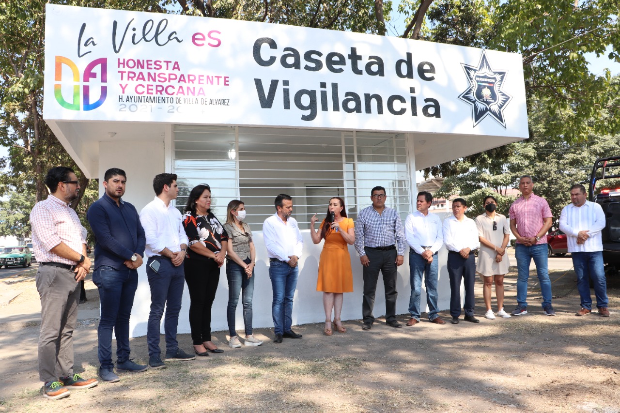 Entregan rehabilitadas casetas de vigilancia en Villa de Álvarez