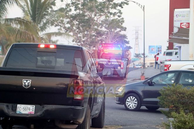 Reportan una mujer baleada en Valle Dorado, en la zona norte de Colima