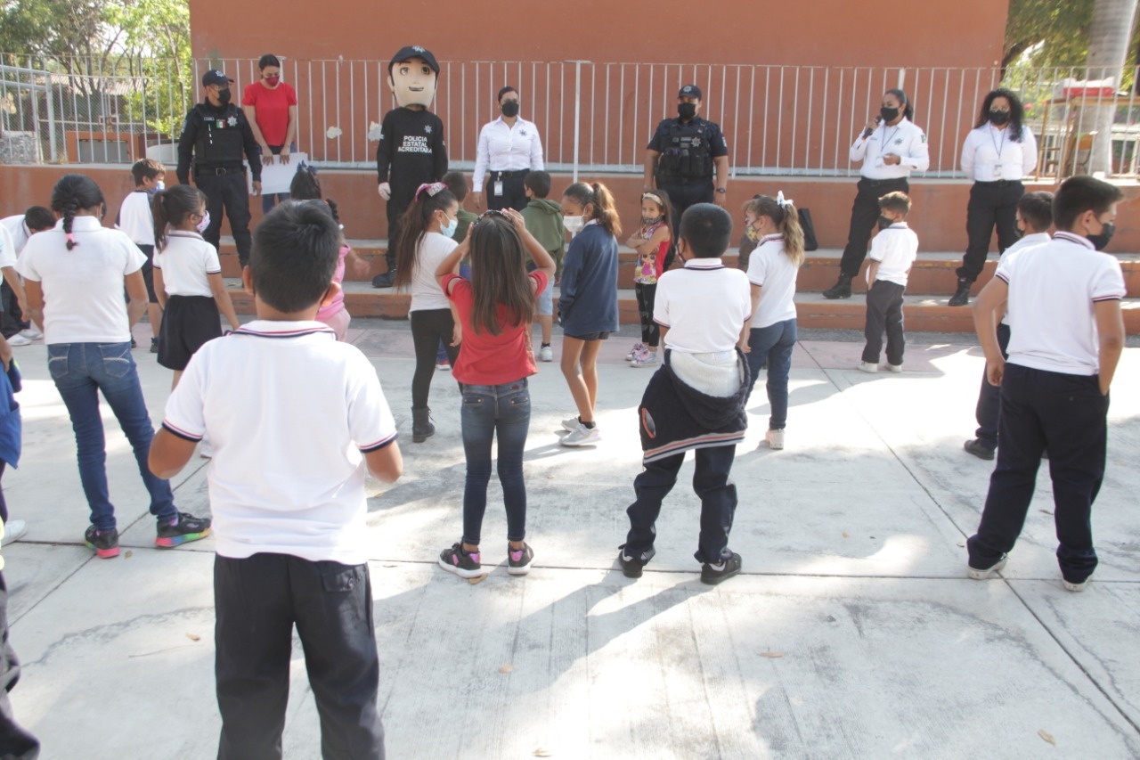 Imparten charla a niñas y niños sobre protocolo de alto impacto