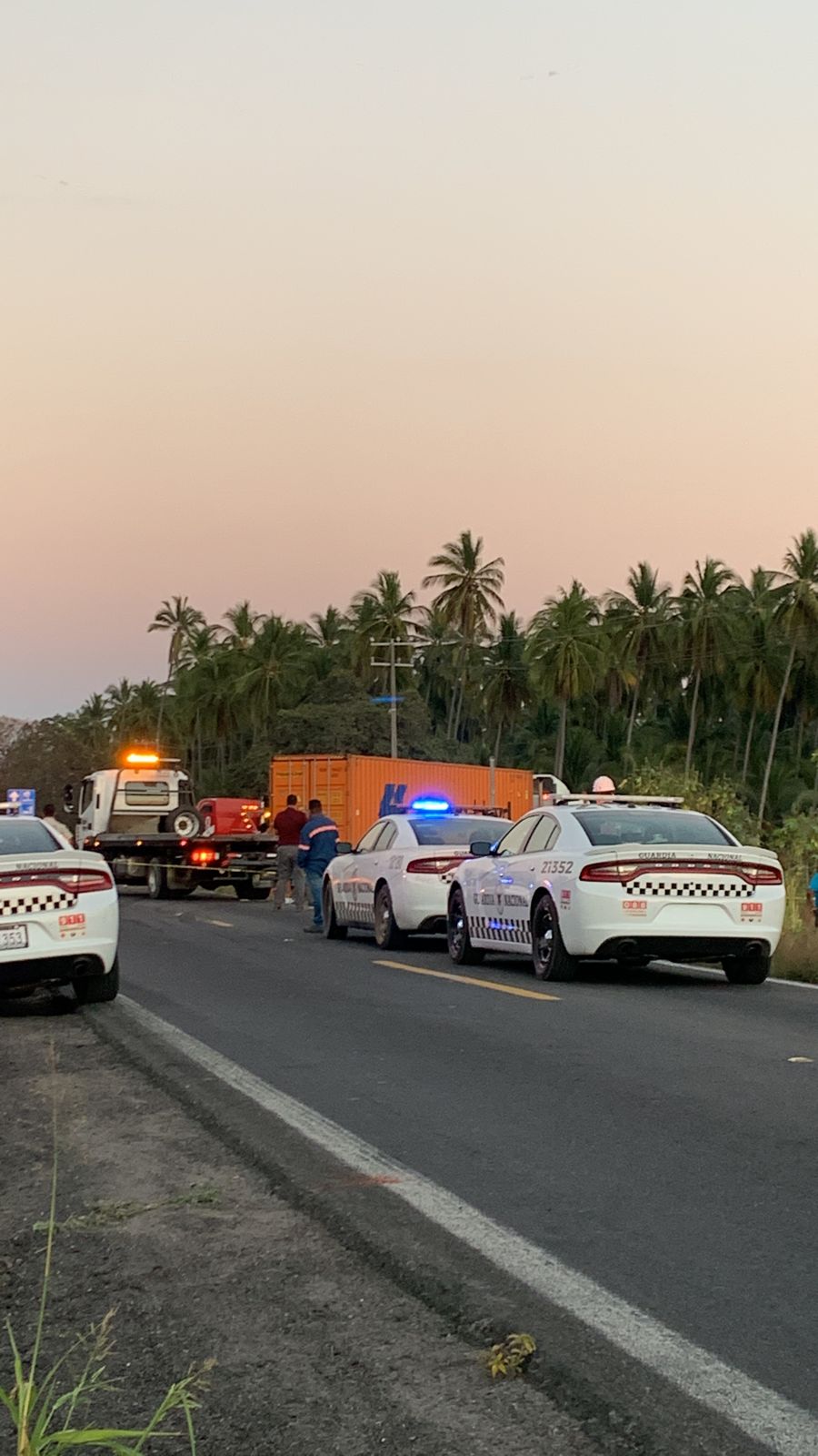 4 Muertos y 21 personas lesionadas  en accidente automovilístico en Armería