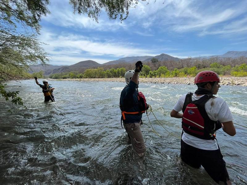 Personal de PC Manzanillo participó en el taller Rescate en aguas rápidas e inundaciones