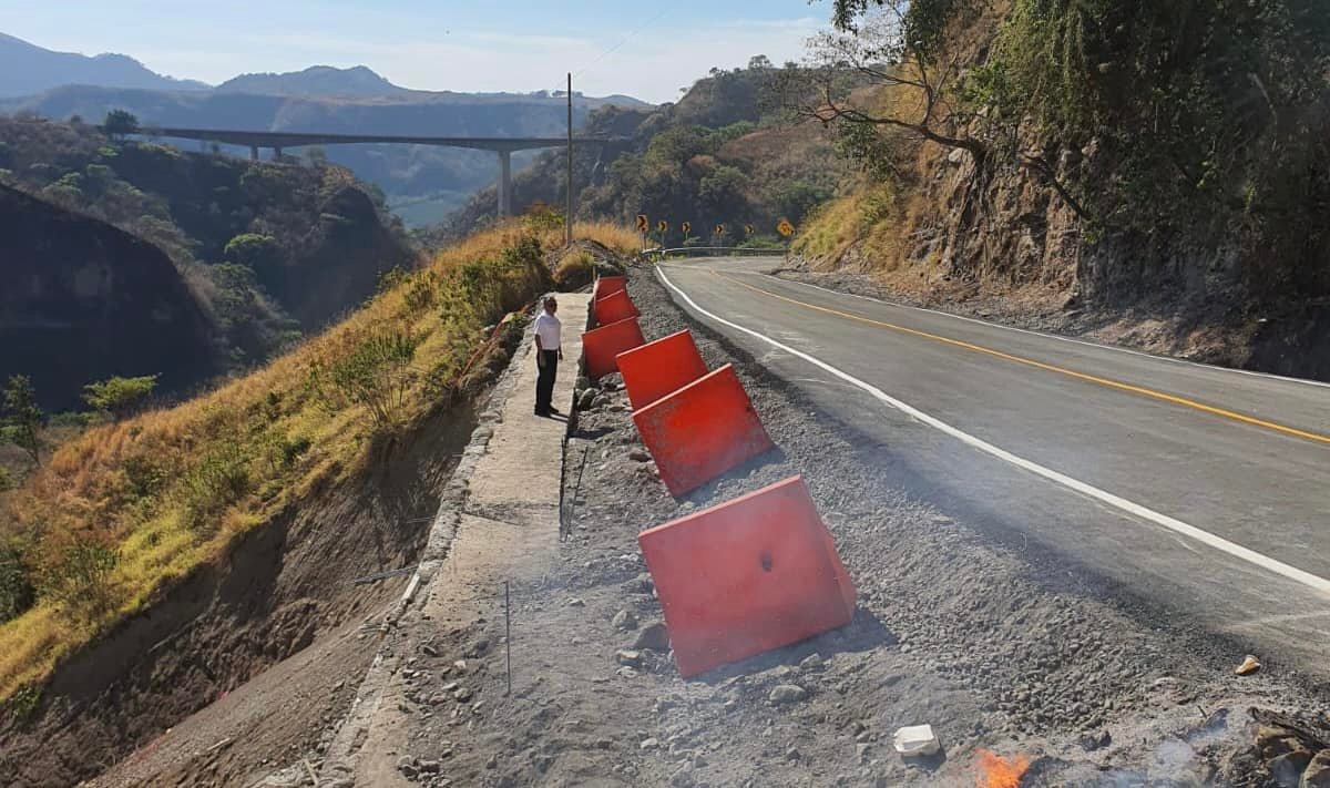 Reabren carretera libre Colima-Guadalajara