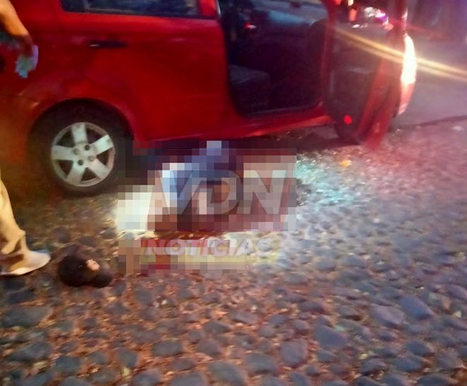 Asesinan a un policía estatal al arribar a su domicilio en la colonia Villas de Oro, en Villa de Álvarez