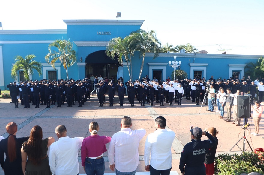 Gobierno de Tey Gutiérrez reconoce labor de policías con bonos de eficiencia y antigüedad