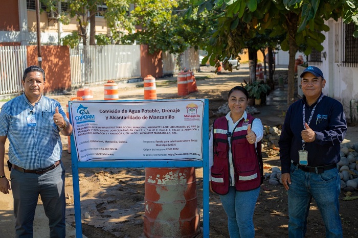 Griselda Martínez supervisa obra de drenaje, ya no habrá descargas a la laguna del Valle de las Garzas