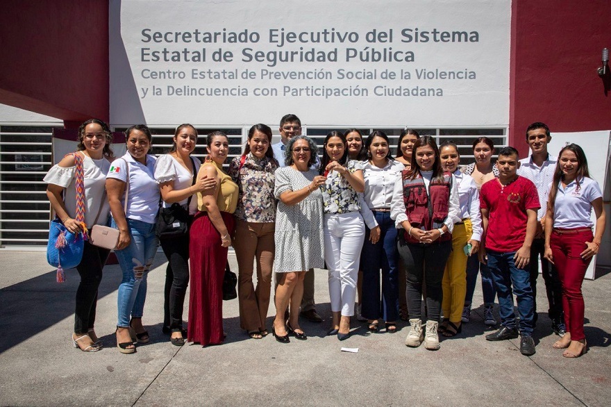 Indira entrega edificio y vehículo al Centro Estatal de Prevención Social de la Violencia y la Delincuencia