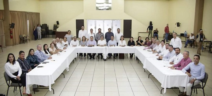 ”Legisladores buscamos el beneficio directo al sector inmobiliario de Colima”: diputado Armando Reyna