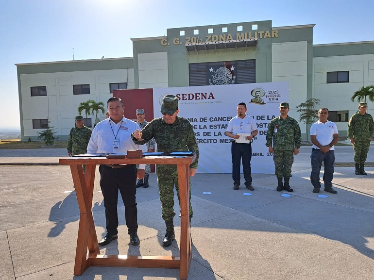 Cancelan estampilla postal conmemorativa del “CX Aniversario de la Creación del Ejército Mexicano”