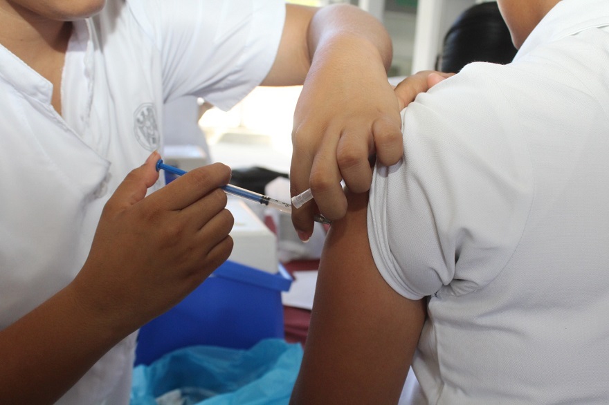 Salud Colima cierra con cobertura del 99.6 % la vacunación contra influenza