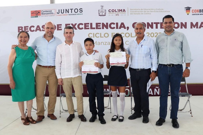 Estudiantes de Manzanillo reciben Beca de Excelencia CONTECON