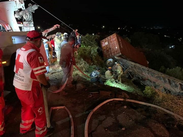 Tres muertos deja fatal accidente en Manzanillo