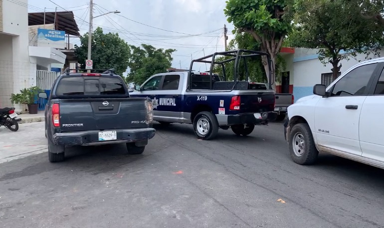 Trasladan grave a un hospital a un hombre baleado en el centro de Colima