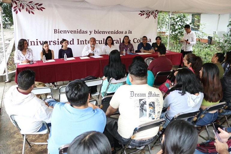 Adolfo Núñez inauguró ciclo escolar de la Universidad Intercultural de Colima