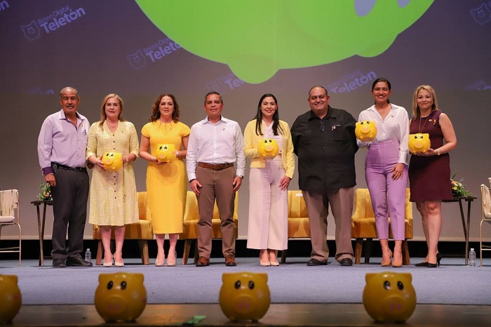 Indira participó en inicio del boteo Teletón 2023, en la UdeC