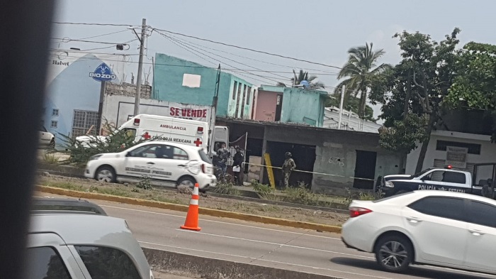 Balean a un hombre en el Libramiento Ejército Mexicano, en Colima