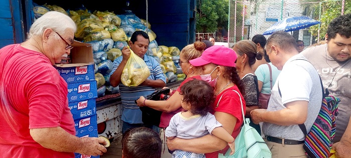 El Ayuntamiento entregará 2 mil 400 despensas a familias manzanillenses