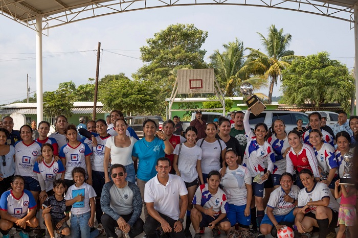 Zavala de Colomos ganador del Torneo Relámpago de Fútbol Femenil Camotlán Zona Alta 2023