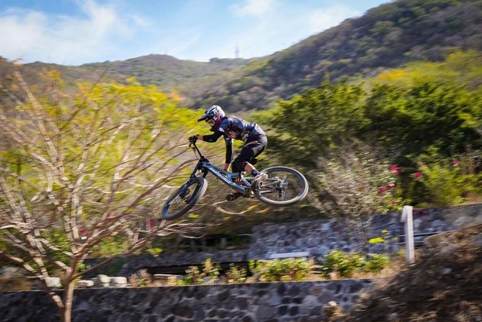 Colima será el epicentro del ciclismo de montaña con ‘La Cumbre Downhill’