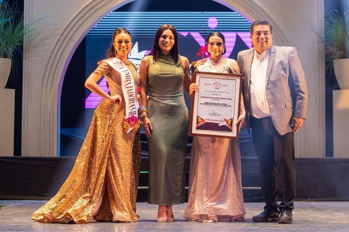 Andrea Guadalupe Gómez Pano de Armería es la Embajadora de la Feria de Todos los Santos