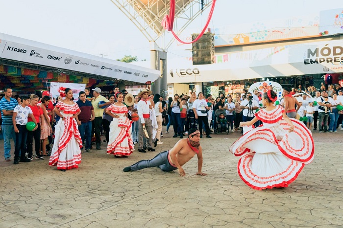 Tecomán mostró su identidad y cultura popular en la Feria de Colima