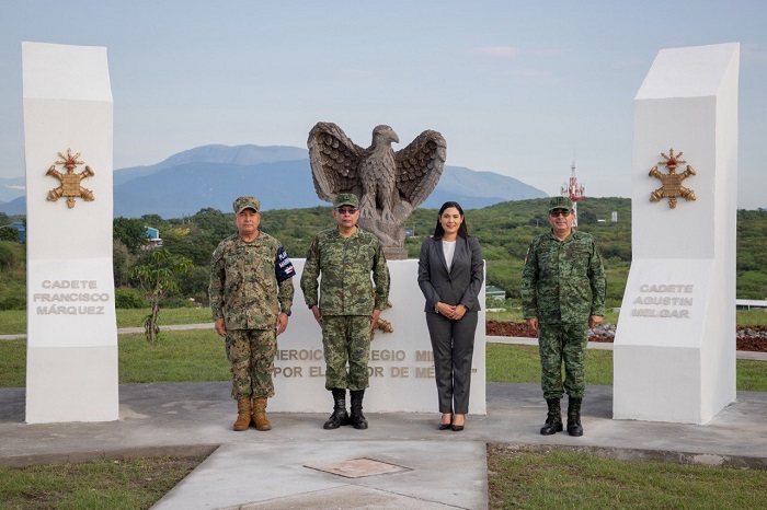 Indira participa en inauguración de monumento a los Niños Héroes, en la Zona Militar