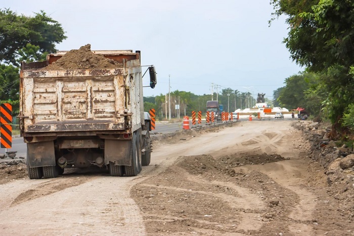 Avanza la reconstrucción de carretera Cofradía de Morelos-Tecomán: Seidum
