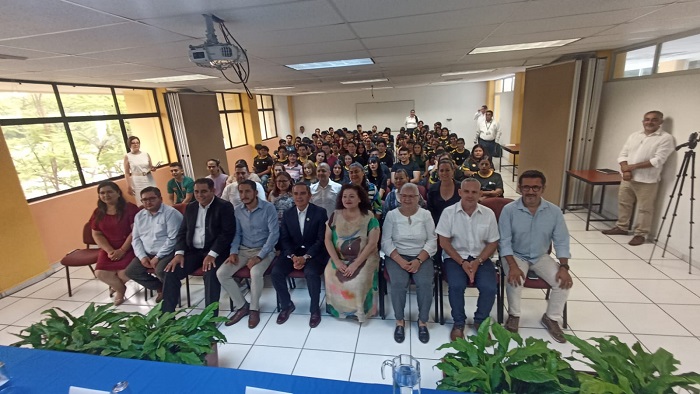 Tecnológico de Colima destaca que suma de estudiantes y académicos con la UdeC hace más fuerte a Colima