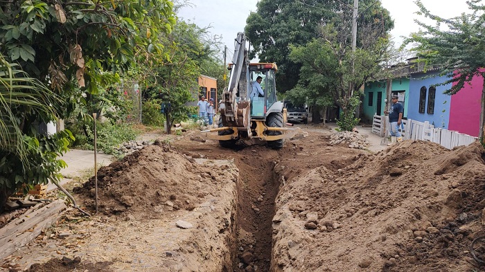 CIAPACOV sustituirá 70 metros de red de drenaje de la colonia Torres Quintero en Colima