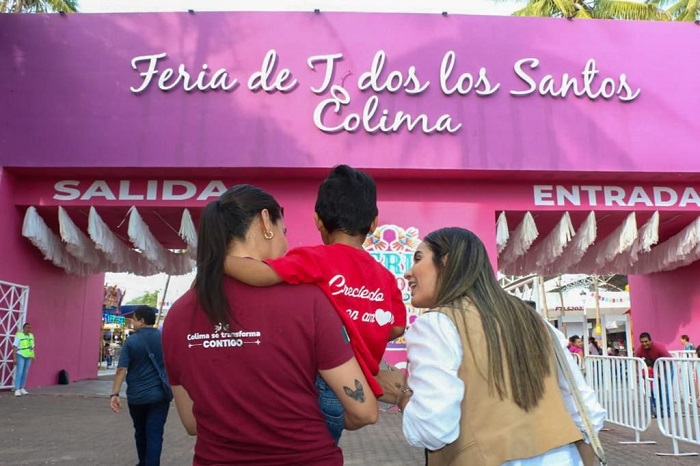 Niñas y niños con discapacidad disfrutan juegos gratuitos en la Feria de Colima