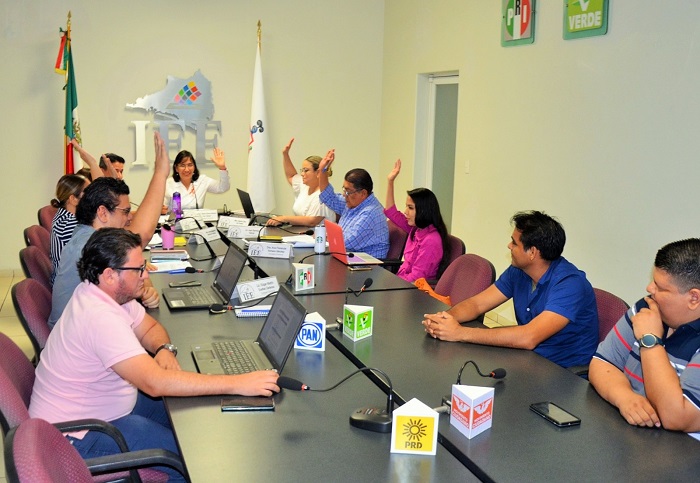 IEE Colima modifica calendario electoral en cumplimiento a resolución del TEE
