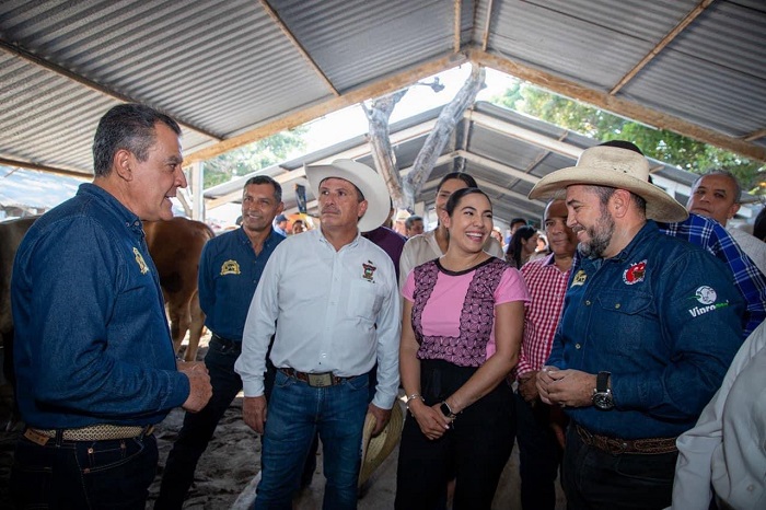 Indira: la ganadería es fundamental para el desarrollo económico de Colima