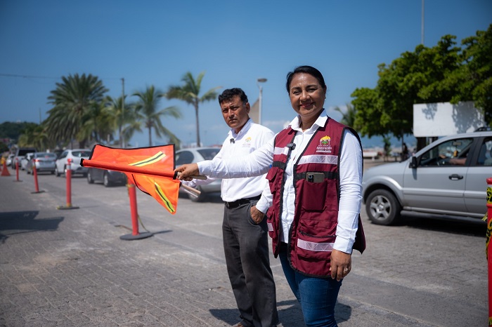 Griselda Martínez arranca obra de pavimentación con concreto hidráulico de avenida Niños Héroes