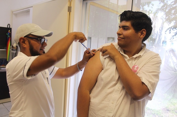 Salud Colima: vacunas previenen neumonía y pueden evitar defunciones