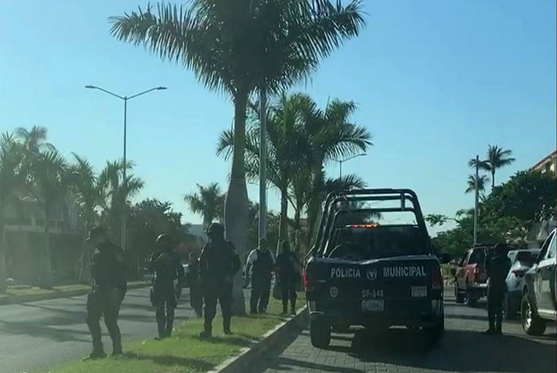 Balean a dos hombres en las Brisas, en Manzanillo