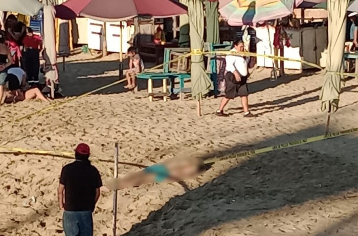 Turista del Estado de México, muere de paro cardíaco en la Playa de Las Brisas, en Manzanillo