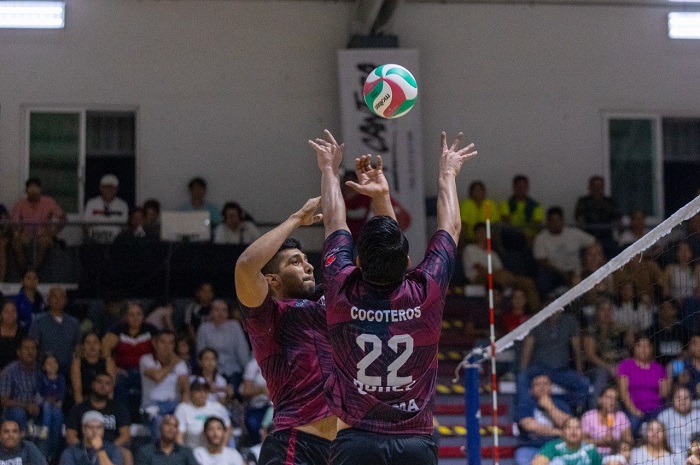 Con apoyo de la afición colimense, Cocoteros va por su tercera victoria este sábado