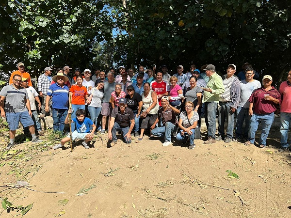 Vecinos y “Actuemos, Colima Ahora”, rehabilitan el Ecoparque Manrique