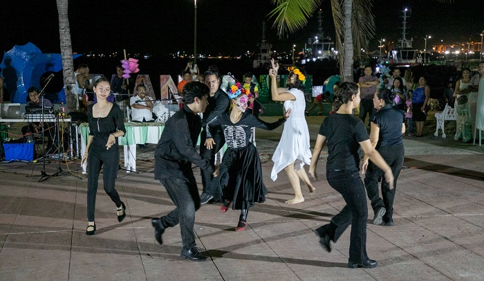 Espectacular clausura de la Expo Oaxaca y la Guelaguetza en el corazón de Manzanillo