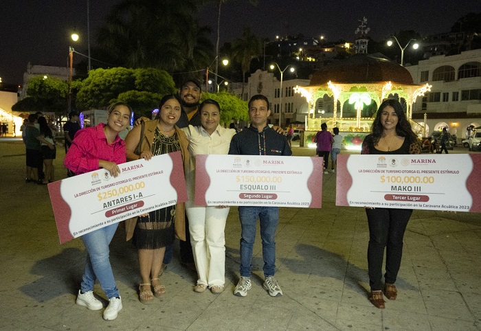 Premia la alcaldesa Griselda Martínez a ganadores del concurso de la “Caravana Acuática Manzanillo 2023”