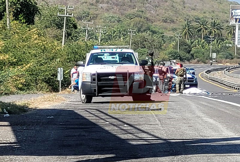 Motociclista pierde la vida en la autopista hacia Tecomán, a la altura de Los Asmoles