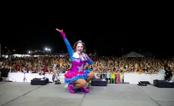 Gran éxito de Tatiana en el Carnaval Cultural «Las Maravillas del Mundo»