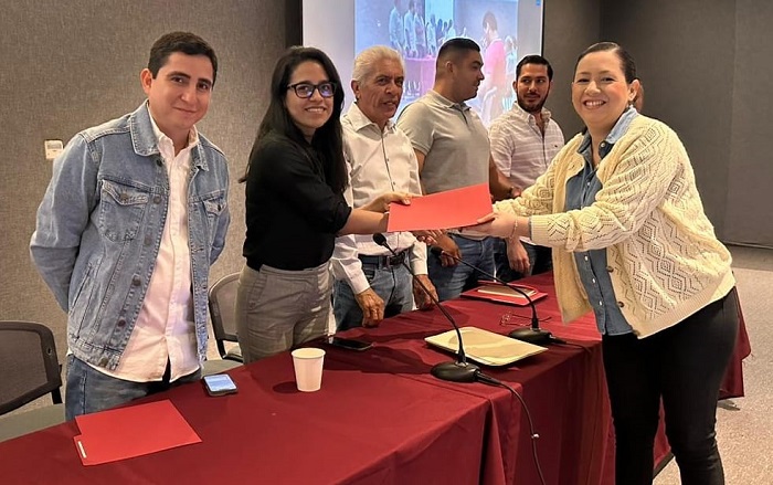 Entregan 108 constancias a personal de organismo operadores del agua que participaron en cursos de fortalecimiento de capacidades 2023