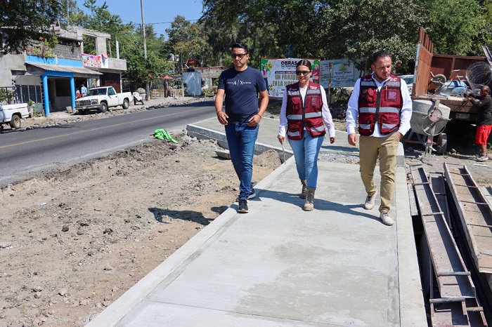 Construcción de cuatro nuevos paraderos en Comala es resultado de ‘Diálogos Comunitarios’: Seidum