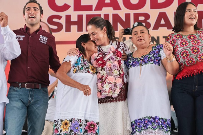 Claudia Sheinbaum es nombrada como »La Hermana Mayor” por representantes de los pueblos mayas de Quintana Roo