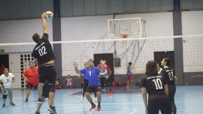 Hasta abril iniciarán Torneos Interdependencias de Futbol Varonil y Voli Mixto