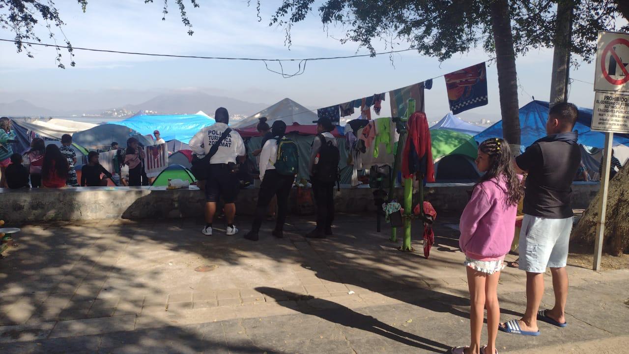 Reporta Seguridad Pública Municipal que más de 200 familias acampan en la Playa de San Pedrito