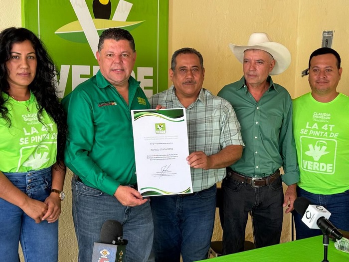 Inaugura Virgilio Mendoza Casa Verde en Armeria